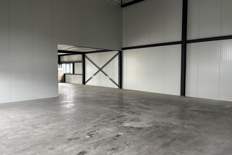 BedrijfsruimteaanGrevelingenstraat 11 a<br/> inZierikzee