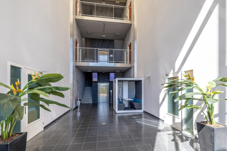 KantoorruimteaanRessenerbroek 26 d<br/> inHeteren KantoorruimteaanRessenerbroek 26 d<br/> inHeteren