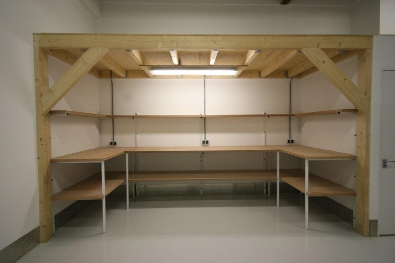 BedrijfsruimteaanAmbachtsweg 9<br/> inElst