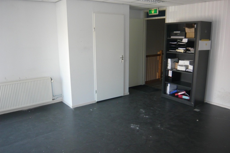 BedrijfsruimteaanLoohorst 2 b<br/> inZutphen BedrijfsruimteaanLoohorst 2 b<br/> inZutphen