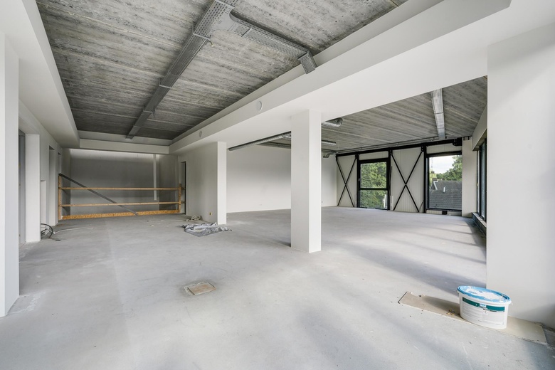 BedrijfsruimteaanParallelweg 208<br/> inWeert BedrijfsruimteaanParallelweg 208<br/> inWeert
