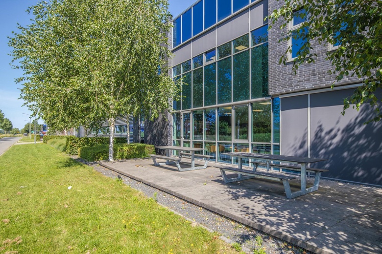 BedrijfsruimteaanKomkleiland 4<br/> inHeteren BedrijfsruimteaanKomkleiland 4<br/> inHeteren