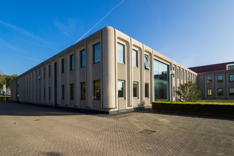 KantoorruimteaanElzenkade 1<br/> inHouten