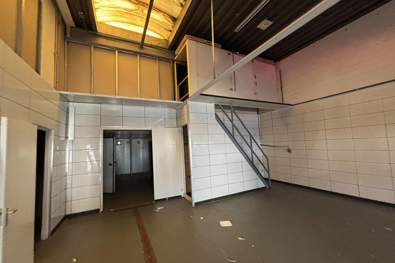 BedrijfsruimteaanSatijnbloem 18<br/> inRotterdam