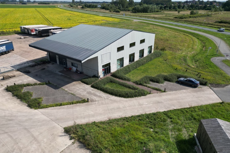 BedrijfsruimteaanDraaibrugseweg 4<br/> inAardenburg BedrijfsruimteaanDraaibrugseweg 4<br/> inAardenburg