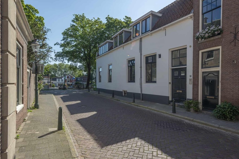 Bekijk foto 1 van Westfriesedijk 72 Bekijk foto 1 van Westfriesedijk 72