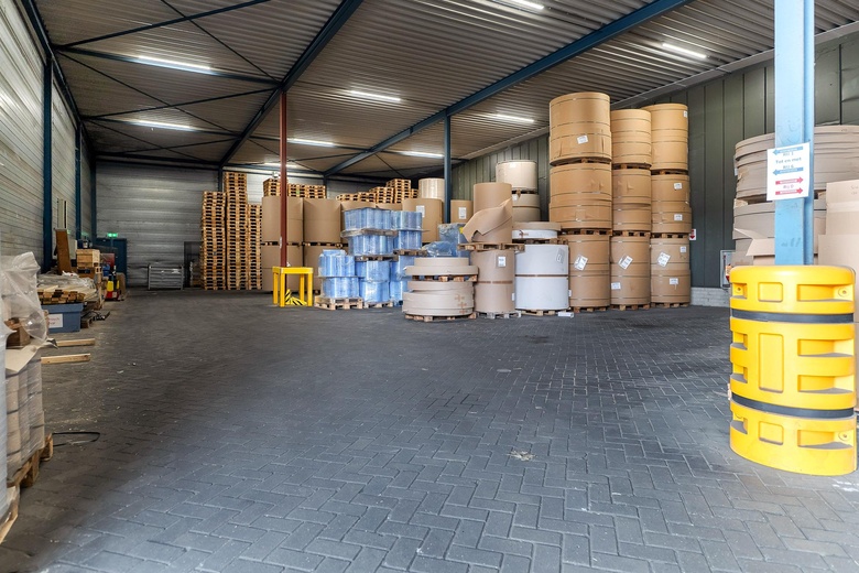 BedrijfsruimteaanGulberg 22<br/> inNuenen BedrijfsruimteaanGulberg 22<br/> inNuenen