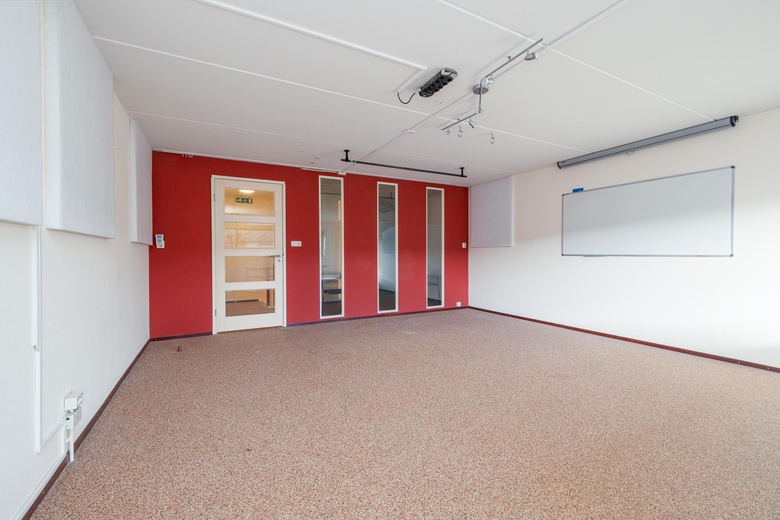 BedrijfsruimteaanVan der Waalsstraat 38<br/> inBleiswijk