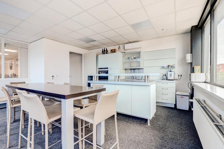 BedrijfsruimteaanWestbaan 275<br/> inMoordrecht BedrijfsruimteaanWestbaan 275<br/> inMoordrecht