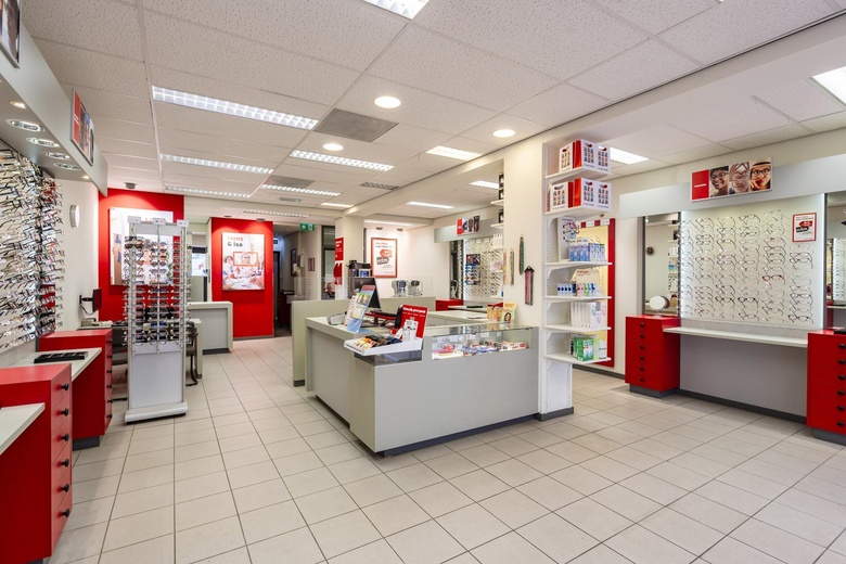 WinkelruimteaanLindenlaan 18 a<br/> inHuizen WinkelruimteaanLindenlaan 18 a<br/> inHuizen