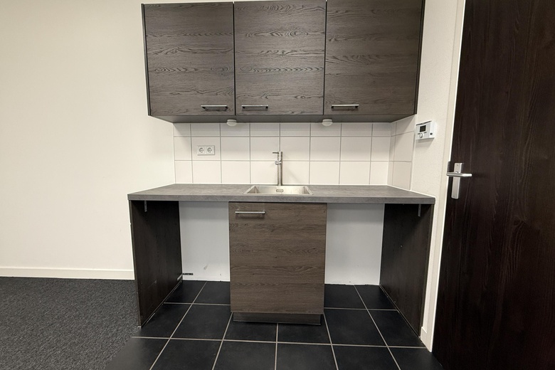 BedrijfsruimteaanKoperhoek 10 c<br/> inRhoon