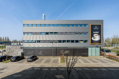 Kantoorruimte te huur Lijnden - New Yorkstraat 2