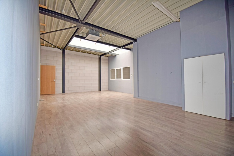 BedrijfsruimteaanAugustapolder 8<br/> inBarendrecht