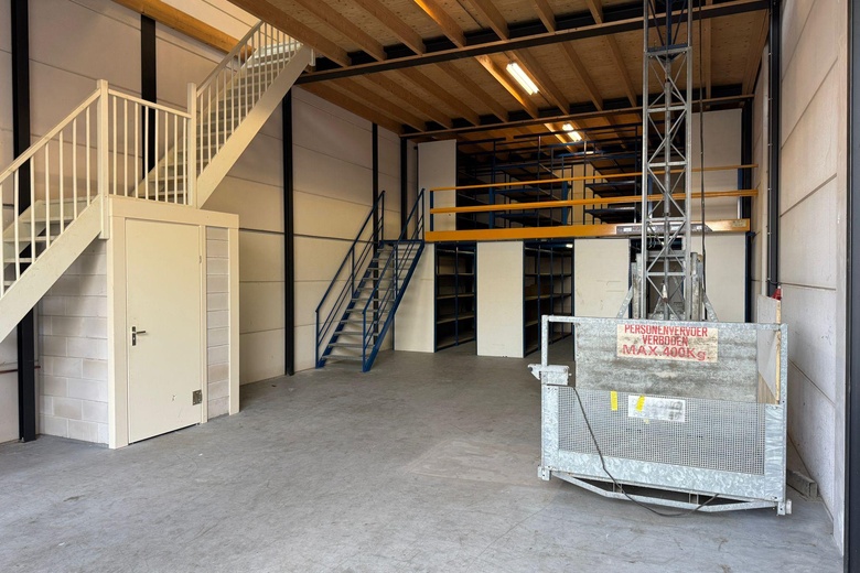 BedrijfsruimteaanKievitsven 64 E<br/> inRosmalen