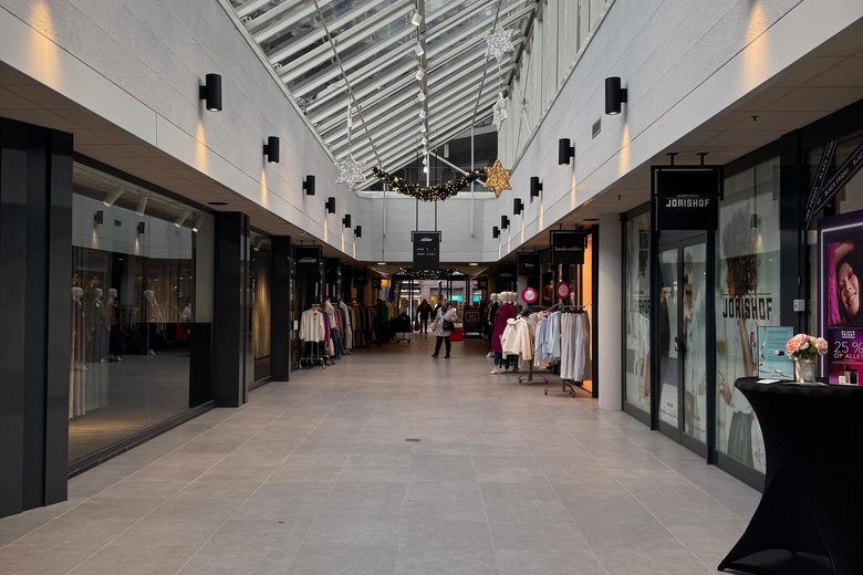 WinkelruimteaanSint Jorisplein 50 - 75<br/> inRidderkerk WinkelruimteaanSint Jorisplein 50 - 75<br/> inRidderkerk
