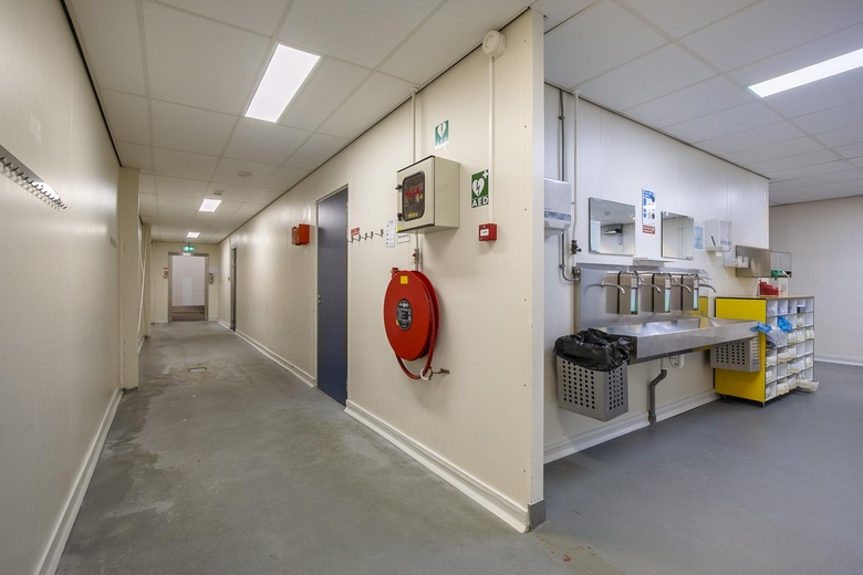 BedrijfsruimteaanIJzersteden 7<br/> inEnschede BedrijfsruimteaanIJzersteden 7<br/> inEnschede