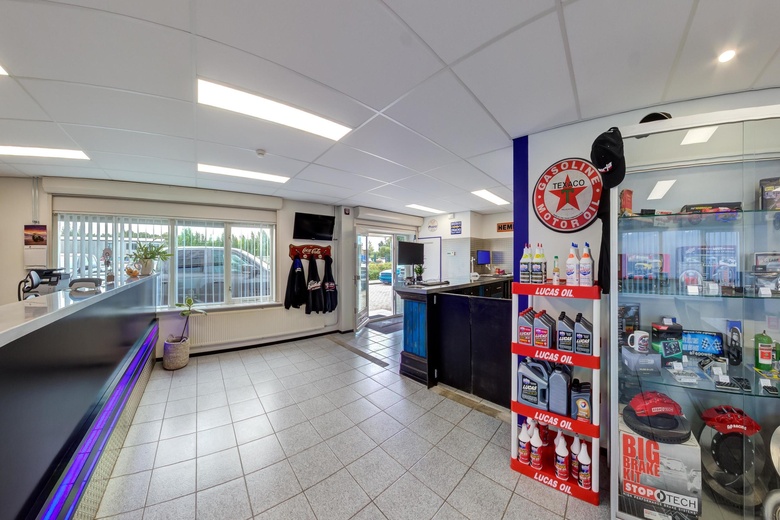 BedrijfsruimteaanFokkerstraat 475<br/> inSchiedam BedrijfsruimteaanFokkerstraat 475<br/> inSchiedam