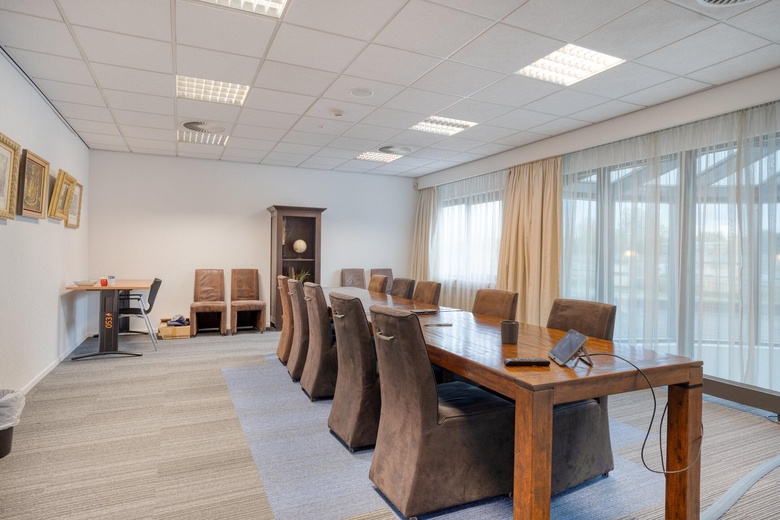 KantoorruimteaanBiesbosweg 4<br/> inWaalwijk KantoorruimteaanBiesbosweg 4<br/> inWaalwijk