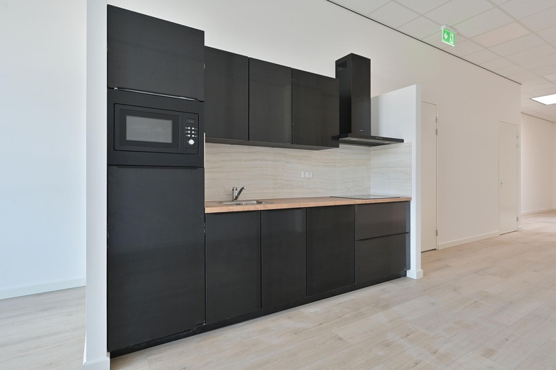 BedrijfsruimteaanHavenstraat 76 k<br/> inHuizen