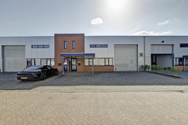 BedrijfsruimteaanBedrijvenstraat 7 a<br/> inWierden