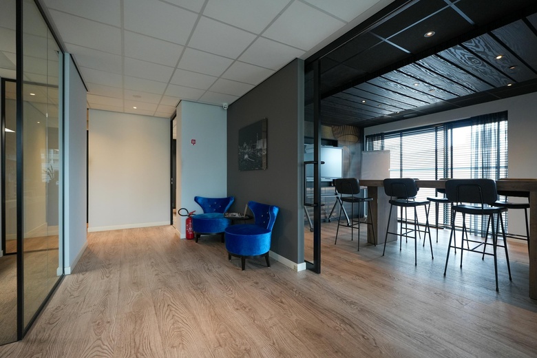 KantoorruimteaanStationsplein 1<br/> inHeesch