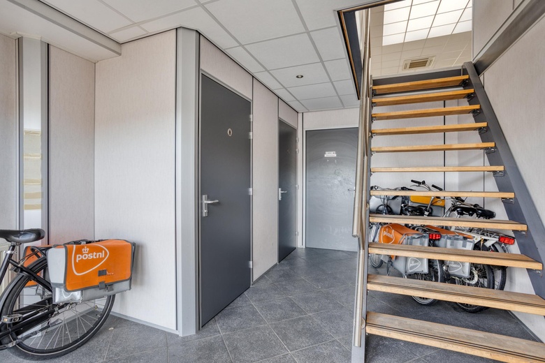 BedrijfsruimteaanNijverheidstraat 27<br/> inMaassluis