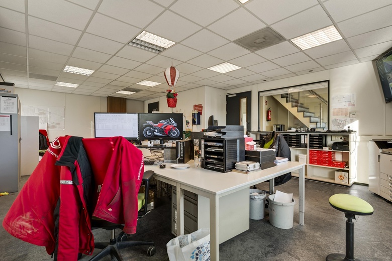 BedrijfsruimteaanHavenweg 18<br/> inEcht