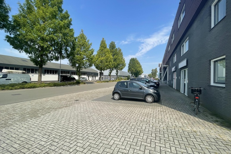 BedrijfsruimteaanIndustrieweg 18 2<br/> inHarderwijk