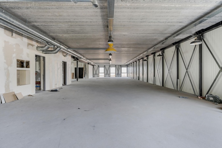 BedrijfsruimteaanParallelweg 208<br/> inWeert BedrijfsruimteaanParallelweg 208<br/> inWeert