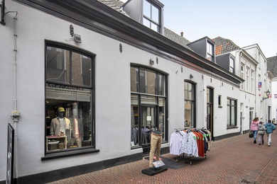 Bekijk foto 2 van Academiestraat 8 Bekijk foto 2 van Academiestraat 8