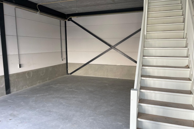 BedrijfsruimteaanRaasdorperweg 150 M<br/> inLijnden BedrijfsruimteaanRaasdorperweg 150 M<br/> inLijnden