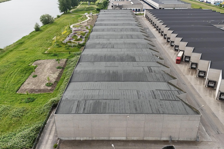 BedrijfsruimteaanRingdijk 368<br/> inRidderkerk BedrijfsruimteaanRingdijk 368<br/> inRidderkerk