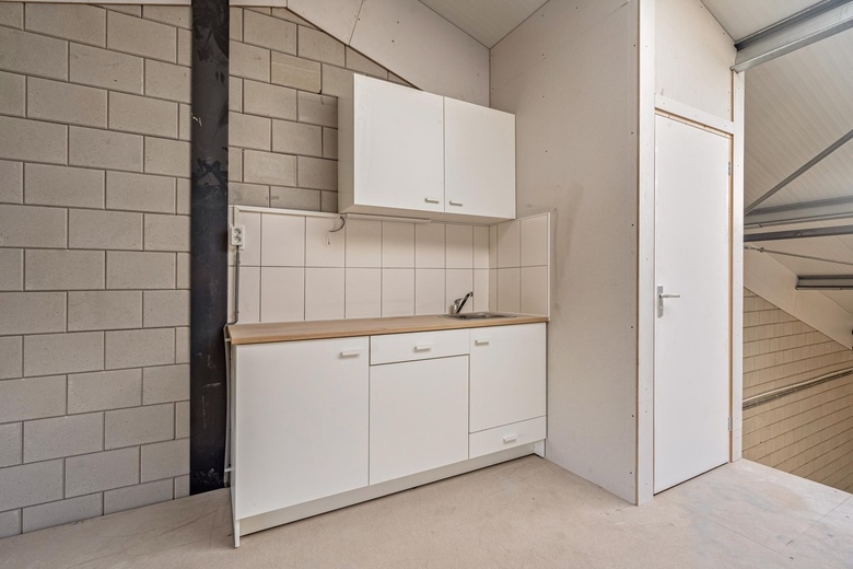 BedrijfsruimteaanDe Haal 117<br/> inOostzaan