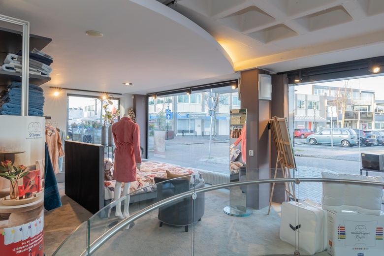 WinkelruimteaanKanaalstraat 94<br/> inLisse WinkelruimteaanKanaalstraat 94<br/> inLisse