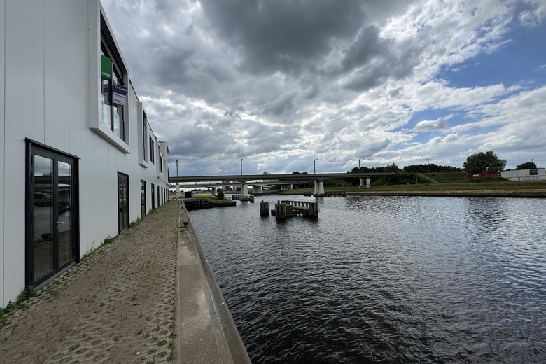 BedrijfsruimteaanRieteweg 64<br/> inZwolle BedrijfsruimteaanRieteweg 64<br/> inZwolle