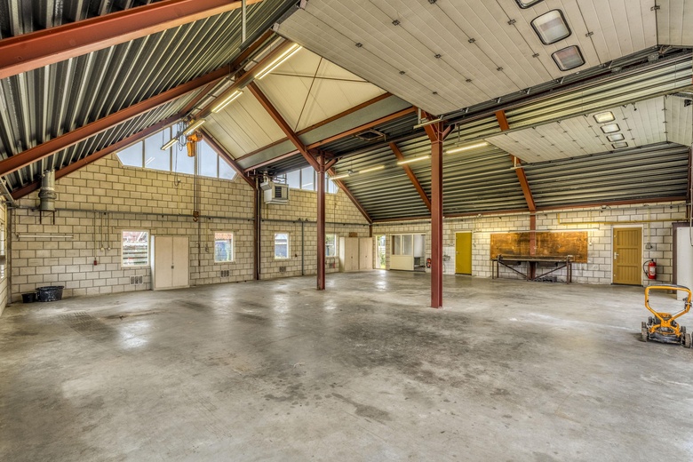 BedrijfsruimteaanDe Haal 3 a<br/> inOostzaan