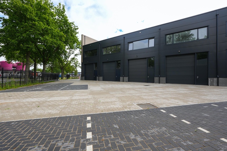 BedrijfsruimteaanIndustrielaan 87<br/> inOss