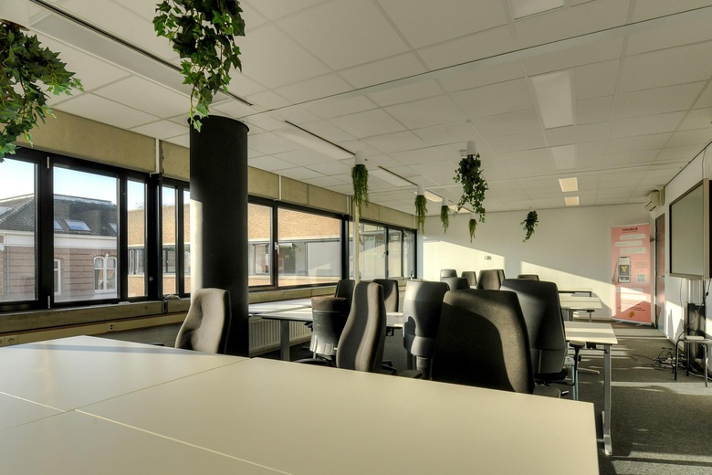 KantoorruimteaanStationsplein 3<br/> inBreda KantoorruimteaanStationsplein 3<br/> inBreda