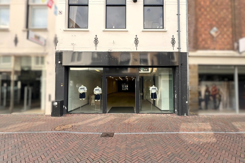 Bekijk foto 1 van Donkerstraat 16 Bekijk foto 1 van Donkerstraat 16