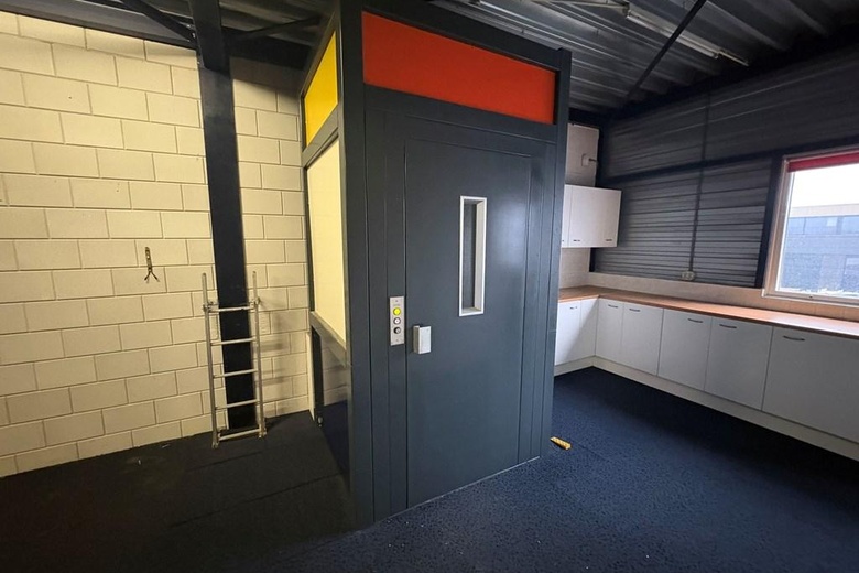 BedrijfsruimteaanNobelstraat 11 BU3<br/> in's-Gravenzande