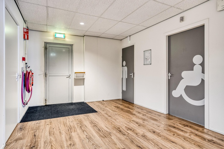 BedrijfsruimteaanPascalstraat 70<br/> inDordrecht BedrijfsruimteaanPascalstraat 70<br/> inDordrecht