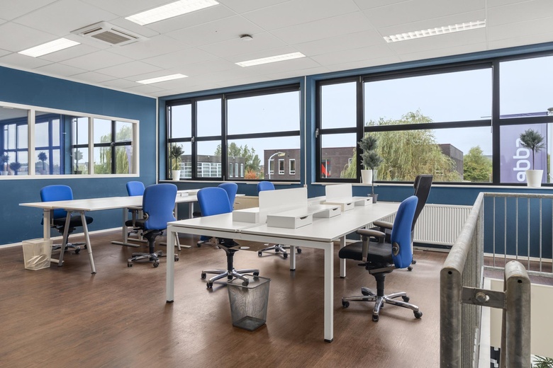 BedrijfsruimteaanExa 10<br/> inZevenaar