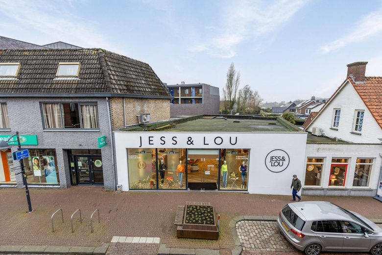 WinkelruimteaanRaadhuisstraat 108<br/> inHoogerheide WinkelruimteaanRaadhuisstraat 108<br/> inHoogerheide