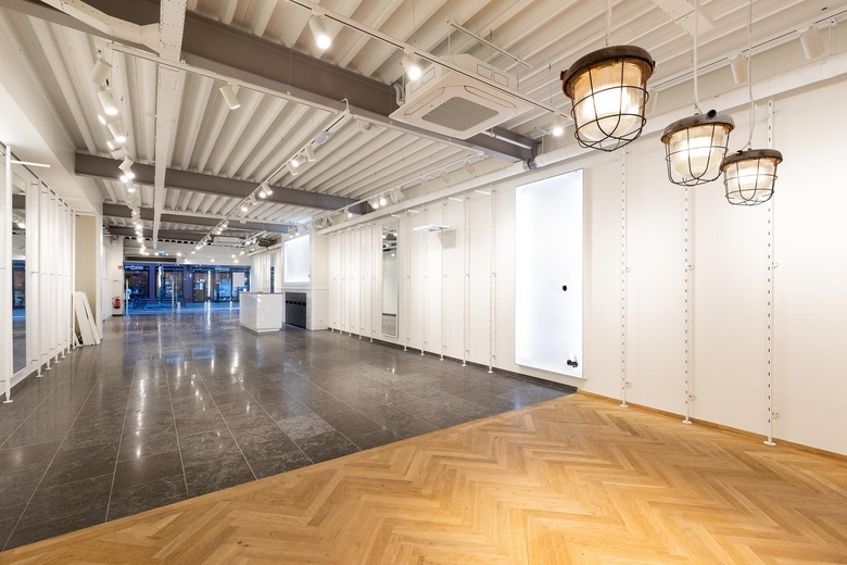 WinkelruimteaanKanaalstraat 37<br/> inLisse WinkelruimteaanKanaalstraat 37<br/> inLisse