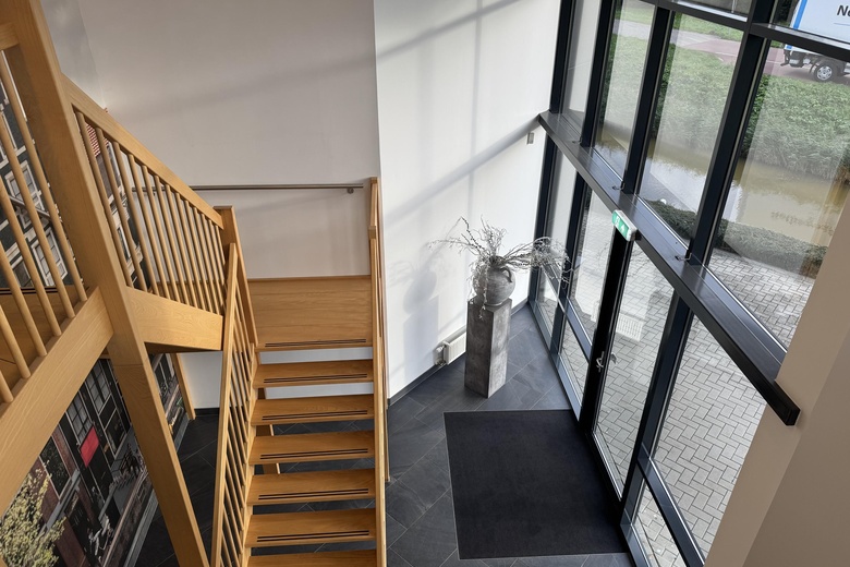 BedrijfsruimteaanRak 24<br/> inWestzaan