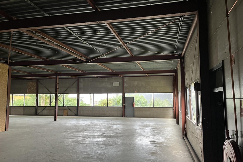 BedrijfsruimteaanHaansbergseweg 16<br/> inRijen BedrijfsruimteaanHaansbergseweg 16<br/> inRijen
