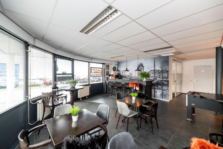 BedrijfsruimteaanAalborg 4<br/> inBarendrecht BedrijfsruimteaanAalborg 4<br/> inBarendrecht