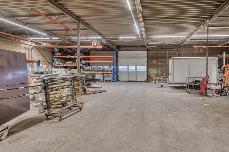 BedrijfsruimteaanOploseweg 10<br/> inOverloon BedrijfsruimteaanOploseweg 10<br/> inOverloon