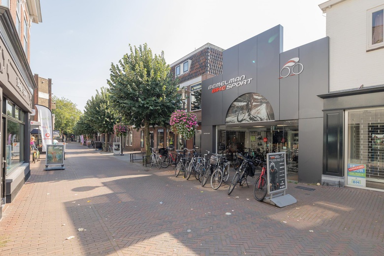 Bekijk foto 1 van Kanaalstraat 30 Bekijk foto 1 van Kanaalstraat 30