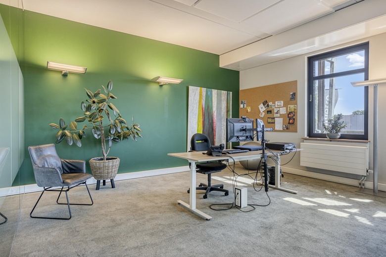 KantoorruimteaanZutphenstraat 10<br/> inOldenzaal KantoorruimteaanZutphenstraat 10<br/> inOldenzaal